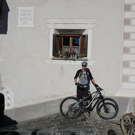Apartment Chasa Fastain